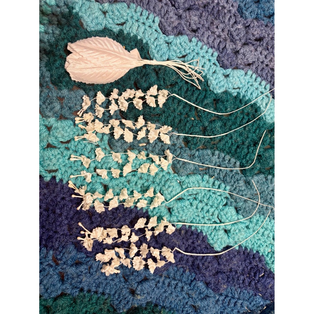 Vintage craft supplies Lily of the Valley Fabric Flower Stems and Leaves bundle - Picture 1 of 3